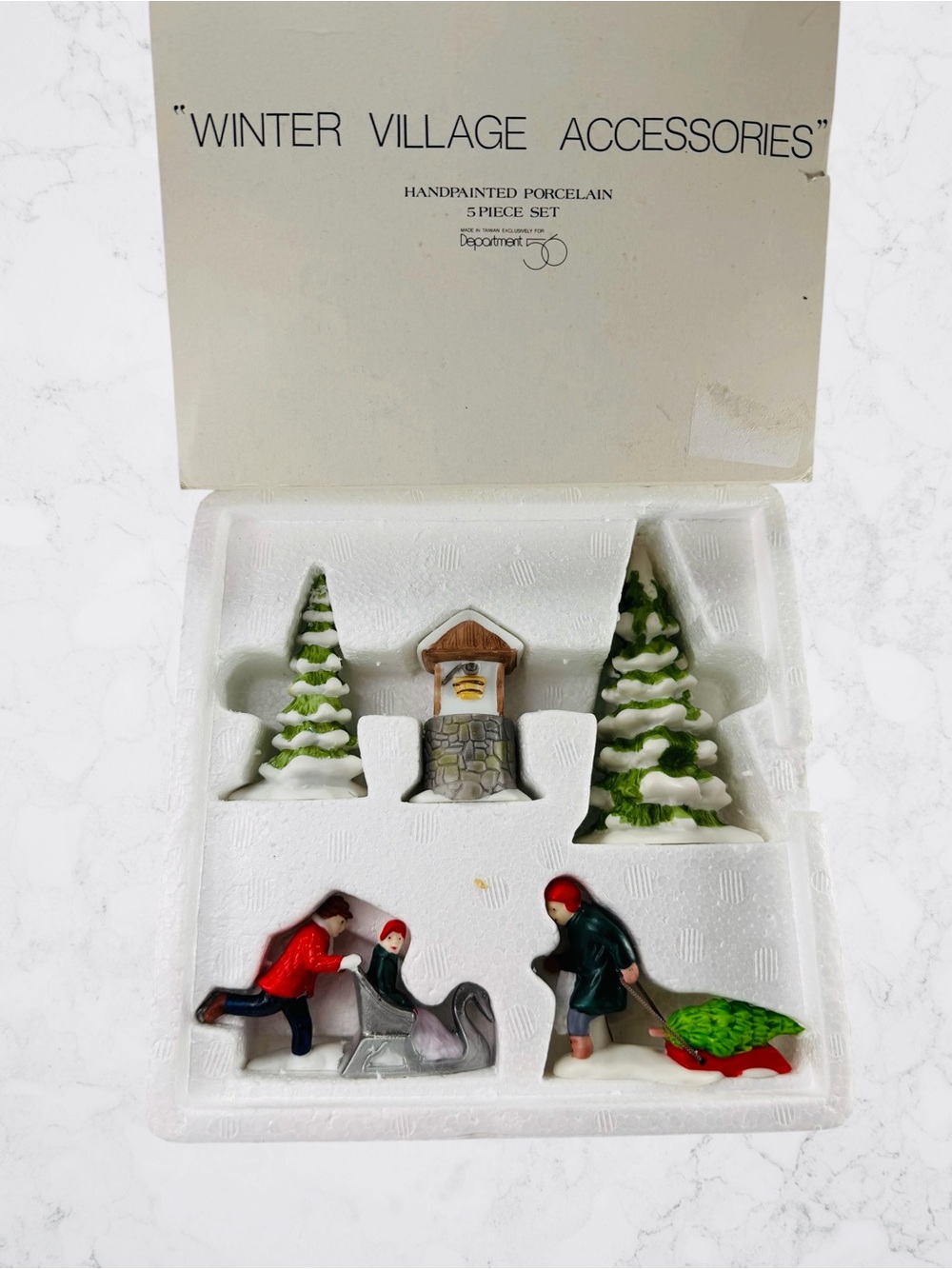 Dept 56 Winter Village Accessories 5 Piece Christmas Tree Well Swan Sled Skater